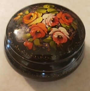 Handprinted Russian jewelry box